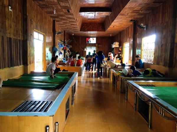 CÁC EM BẠI NÃO LÀNG TRE