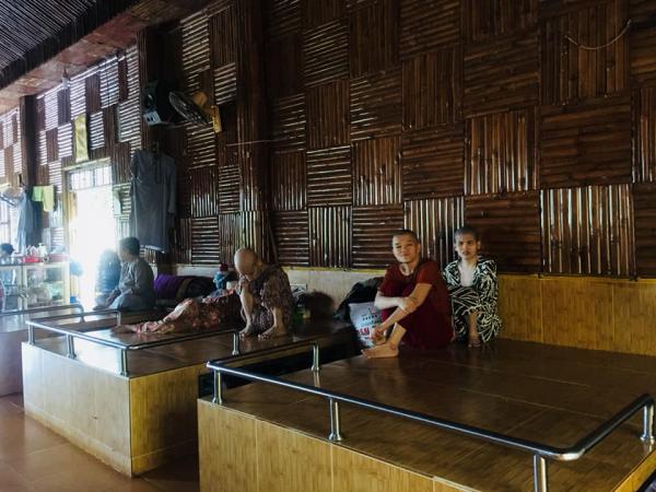 người già neo đơn - Hình mô tả 12