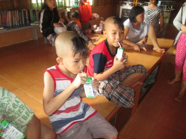 GIỜ UỐNG SỮA CỦA CÁC EM - Hình mô tả 13