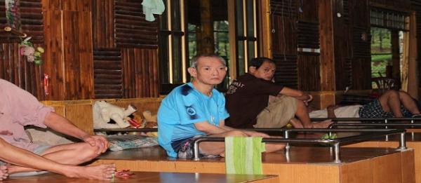 người già neo đơn - Hình mô tả 17