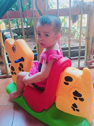 Trẻ cô nhi - Hình mô tả 18