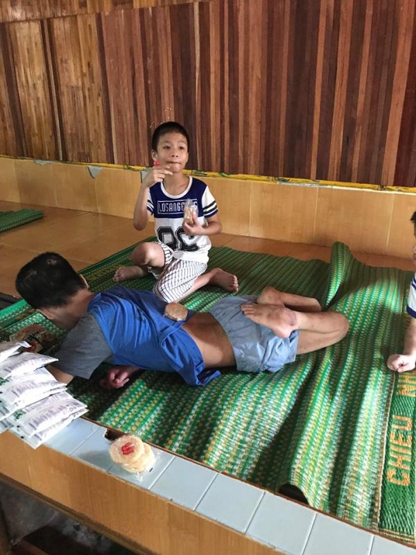 CÁC EM BẠI NÃO LÀNG TRE - Hình mô tả 4