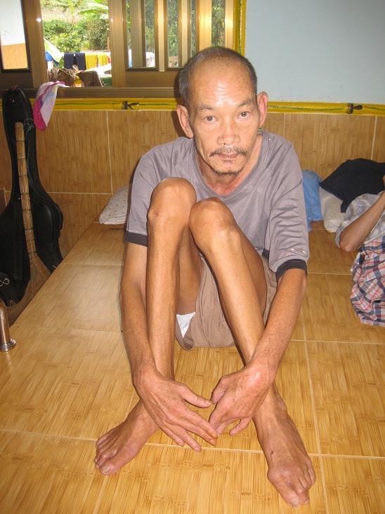 Các cụ già neo đơn nam - Hình mô tả 4