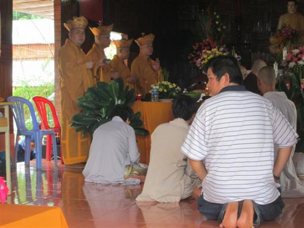 Hình ảnh Trung tâm Nhân Đạo Làng Tre năm 2015 - Hình mô tả 18