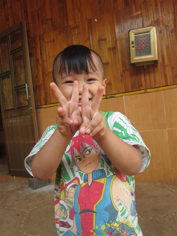 Các bé Cô nhi - Hình mô tả 56